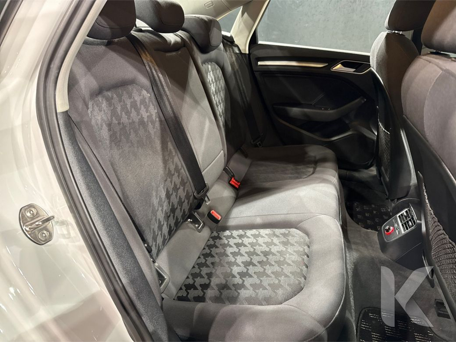 2016 Audi A3 - image 21