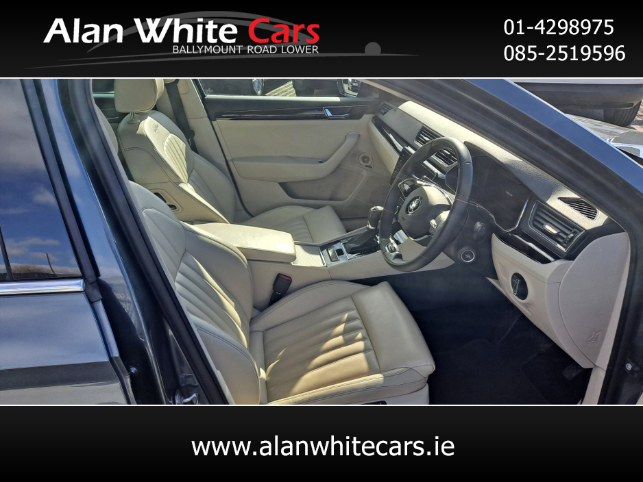 2022 Skoda Superb - image 13