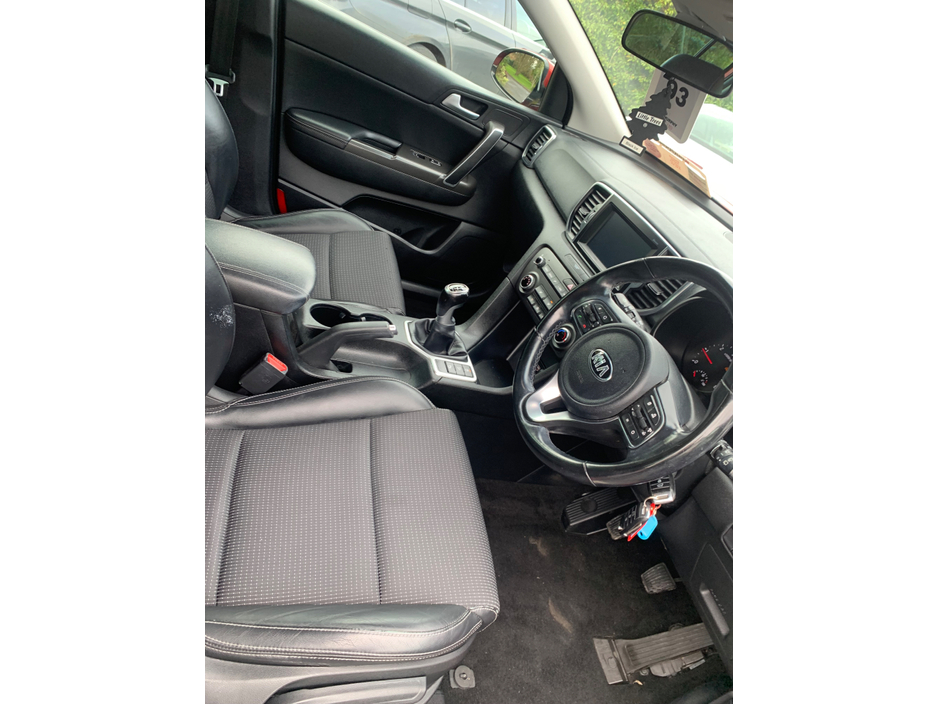 2016 Kia Sportage - image 12