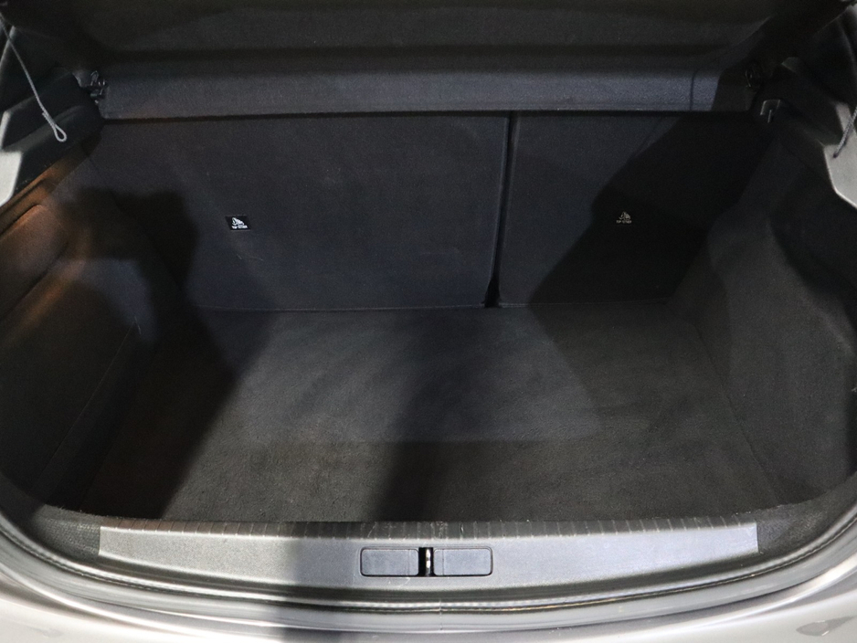 2023 Peugeot 208 - image 26