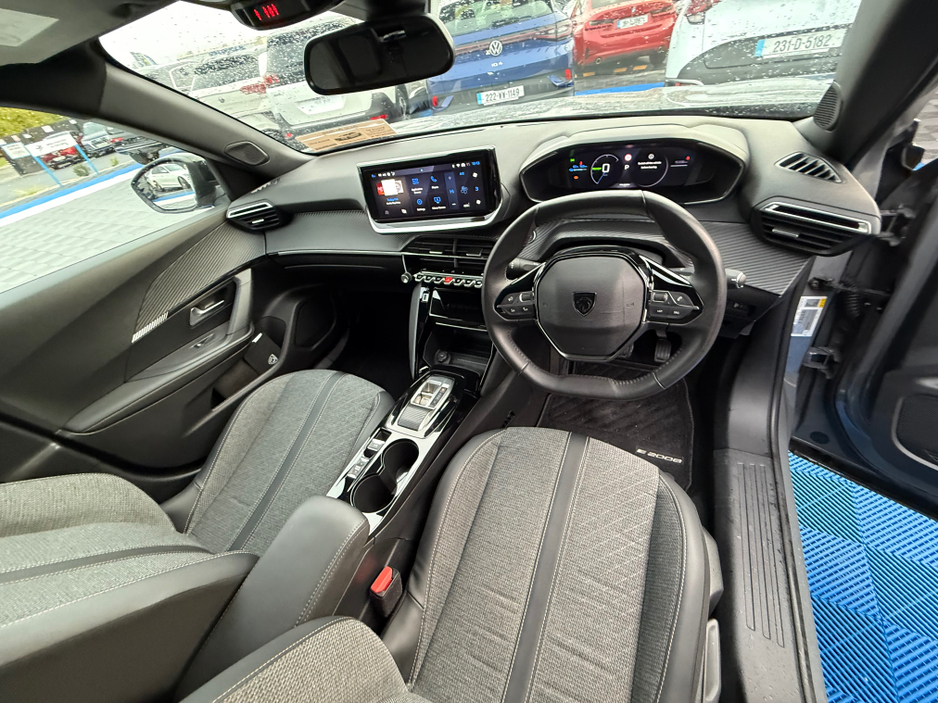 2024 Peugeot 2008 ALLURE - ELECTRIC - AUTO - 12M WARRANTY - CAR: 1601