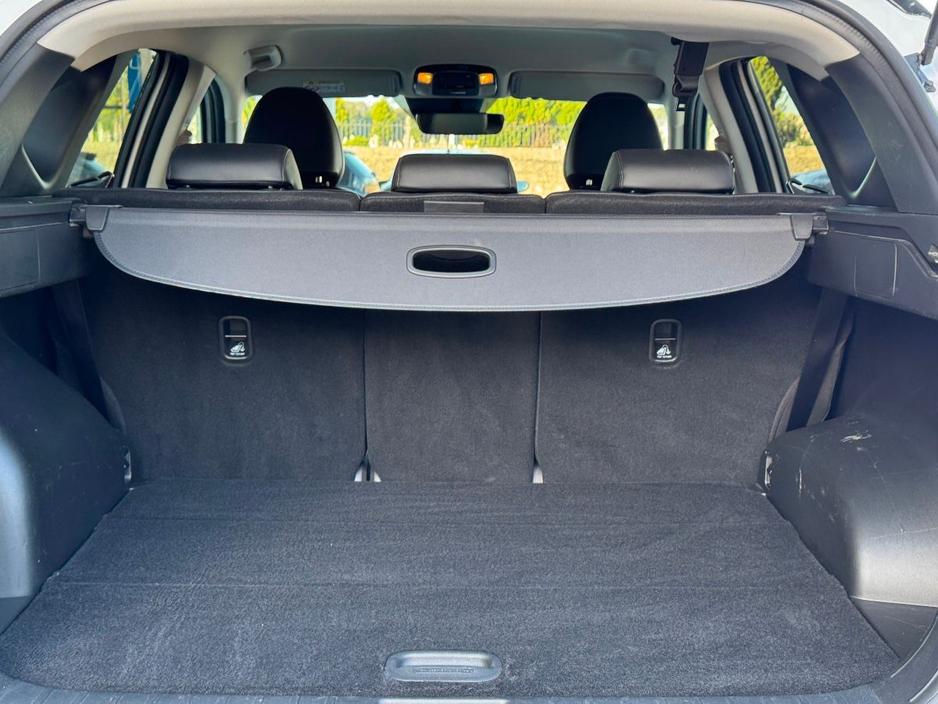 2022 Hyundai Tucson - image 10