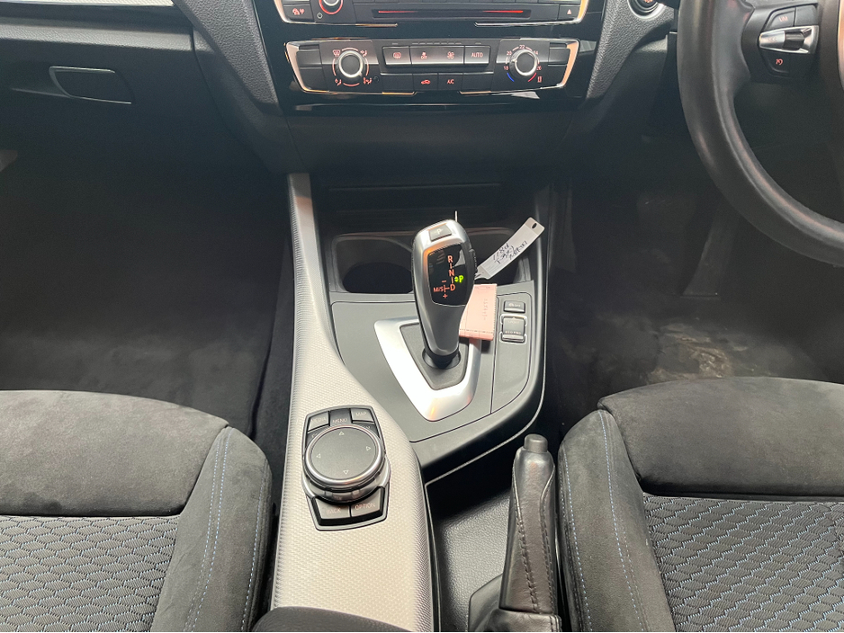 2016 BMW 1 Series - image 16