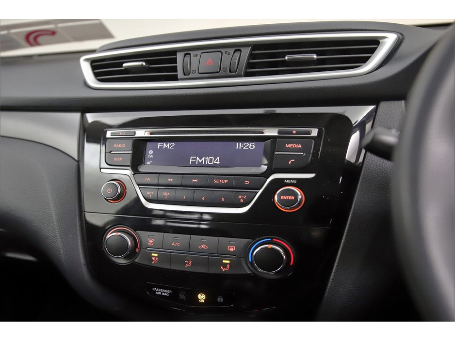 2017 Nissan X-Trail 1.6D XE 6SPD 5SEATS €16,890