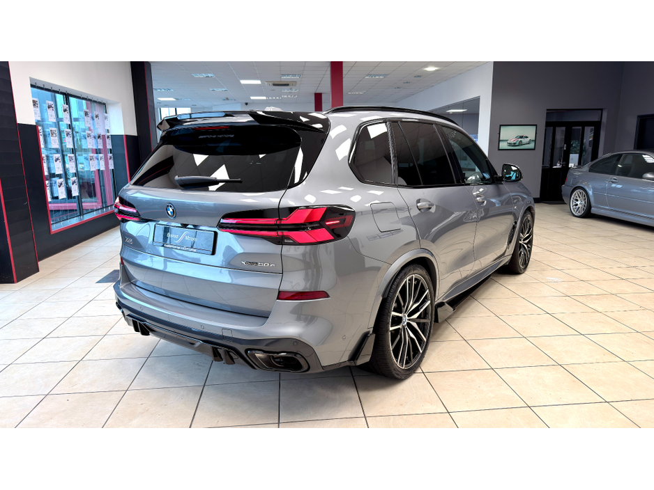 2025 BMW X5 50E MSPORT PRO €98,950