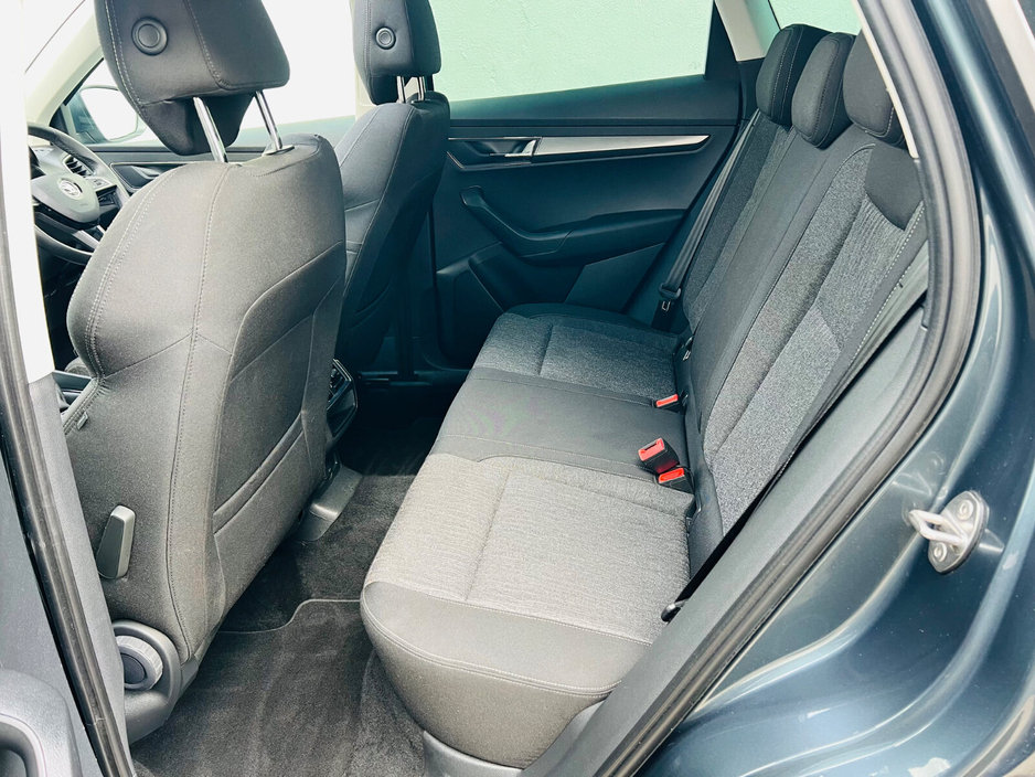 2018 Skoda Karoq - image 9