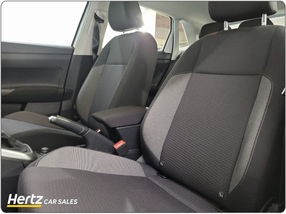 2024 Volkswagen Polo - image 5