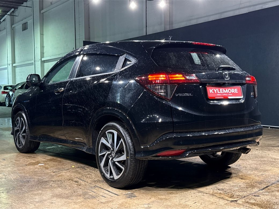 2021 Honda Vezel 1.5 HYBRID - RS EDITION - BLACK HALF LEATHER - PADDLE SHIFT - CRUISE CONTROL - FACTORY ALLOYS - €25,950