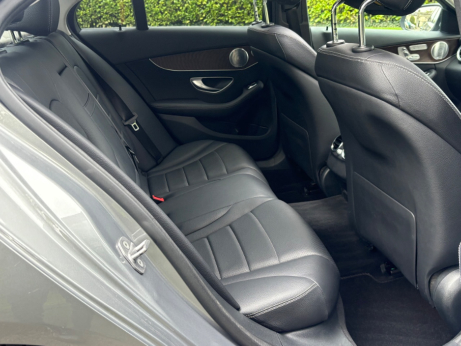 2016 Mercedes-Benz C Class - image 13