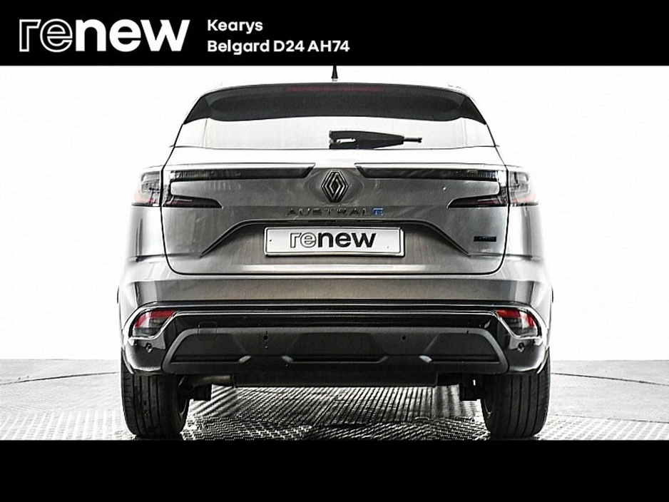 2024 Renault Austral E-TECH Hybrid 200 iconic esprit Alpine €39,900
