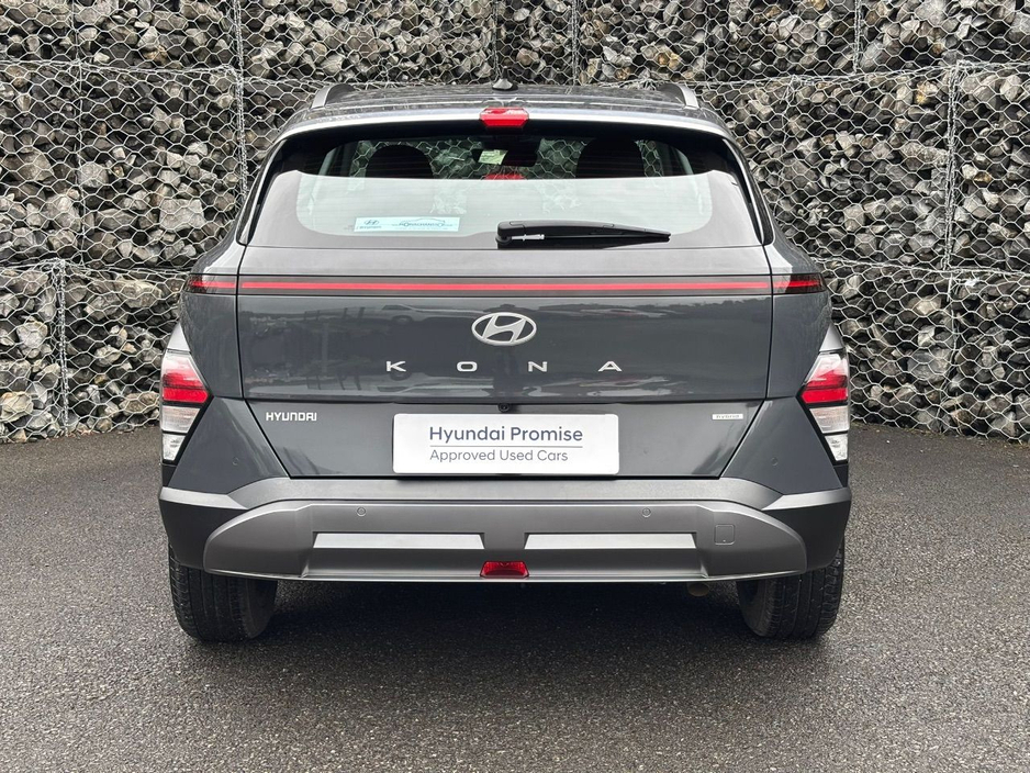 2023 Hyundai Kona - image 7