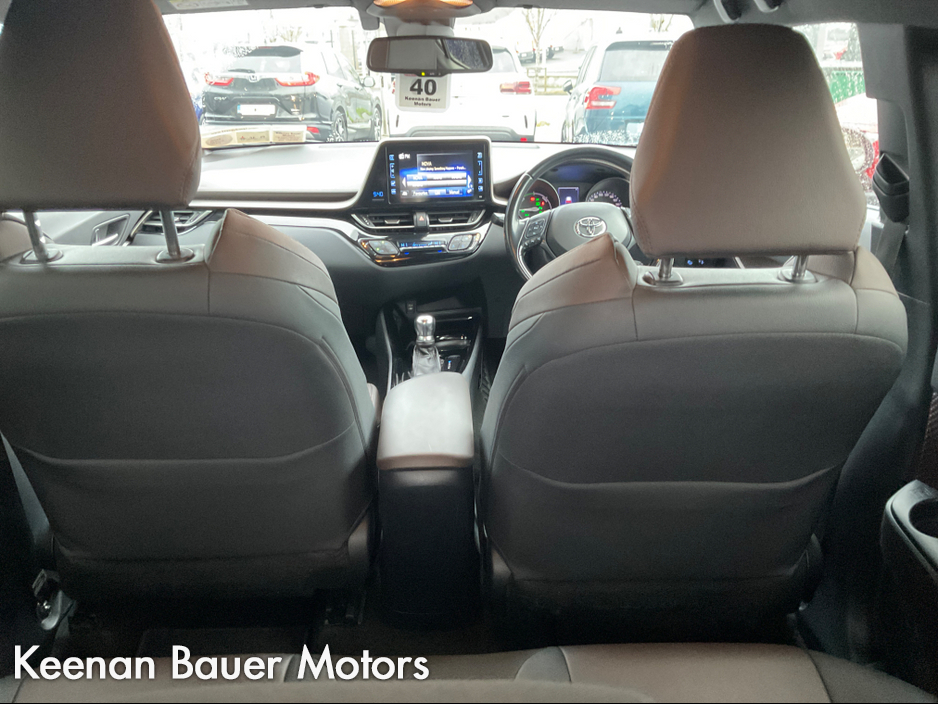 2018 Toyota C-HR HYBRID SOL 4DR AUTO €21,500