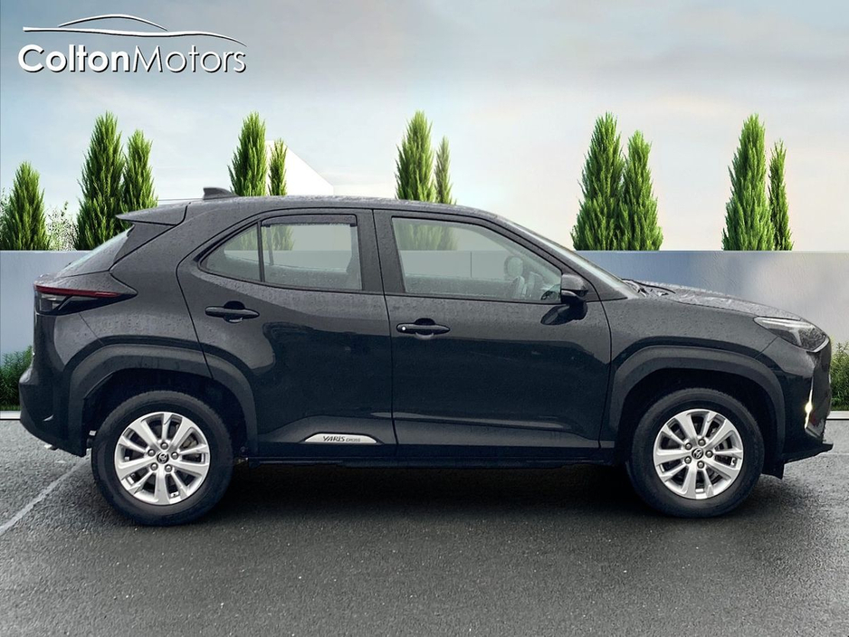 2024 Toyota Yaris Cross 1.5 Hybrid Luna €27,950