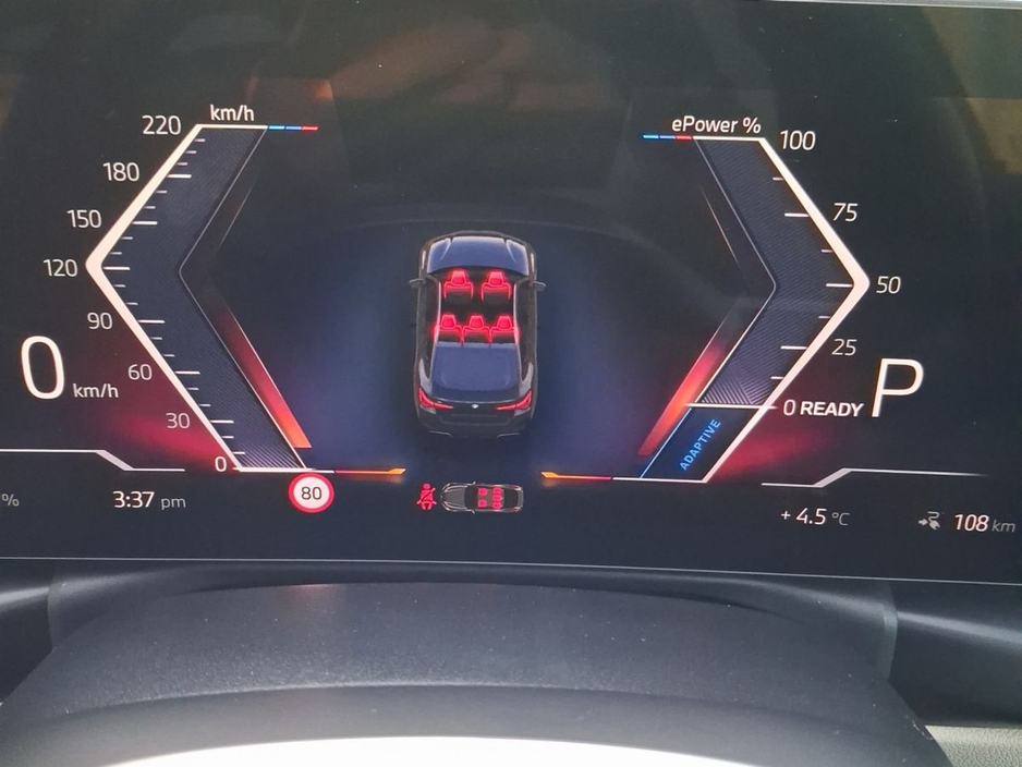 2025 BMW i4 - image 9