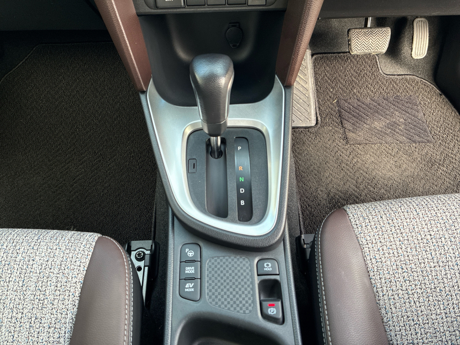 2022 Toyota Yaris Cross - image 16