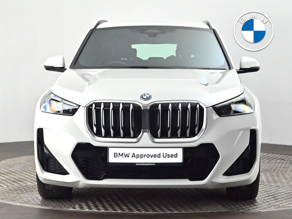 2023 BMW X1 - image 15