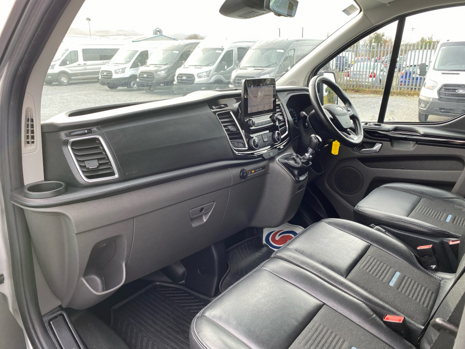 2023 Ford Transit Custom - image 7