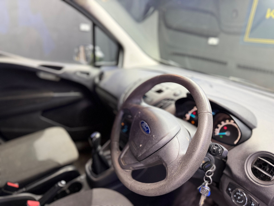 2017 Ford Courier  €6,400