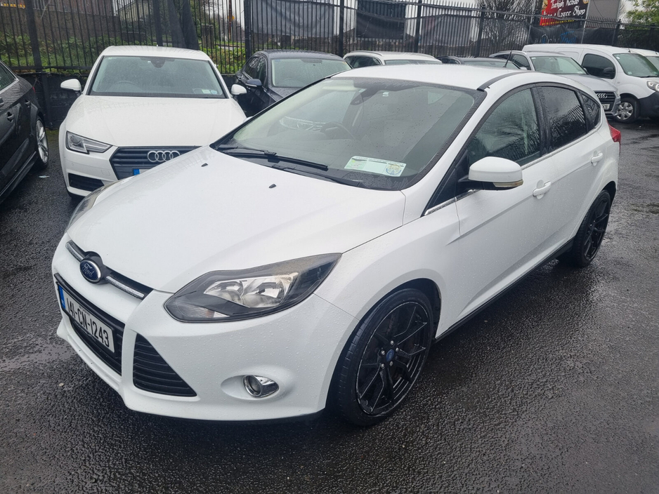 2014 Ford Focus - image 11