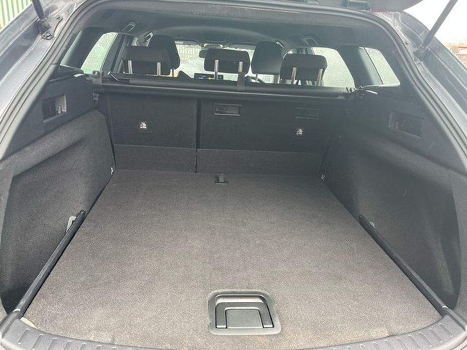 2024 Toyota Corolla - image 10