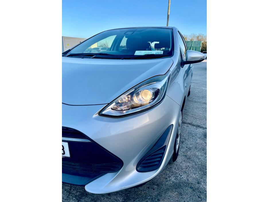 2019 Toyota Aqua Hybrid €12,299