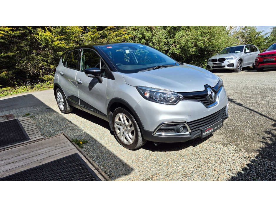 2017 Renault Captur - image 2