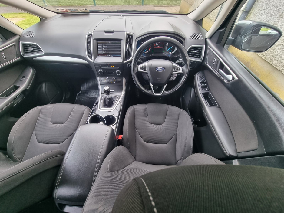 2016 Ford S-Max - image 20