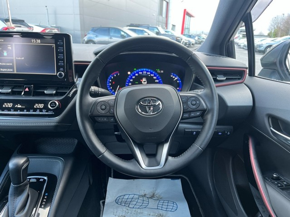 2020 Toyota Corolla - image 9