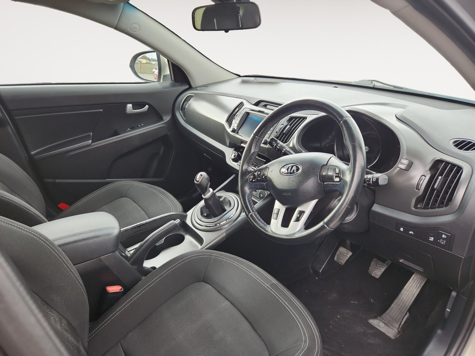 2014 Kia Sportage - image 14
