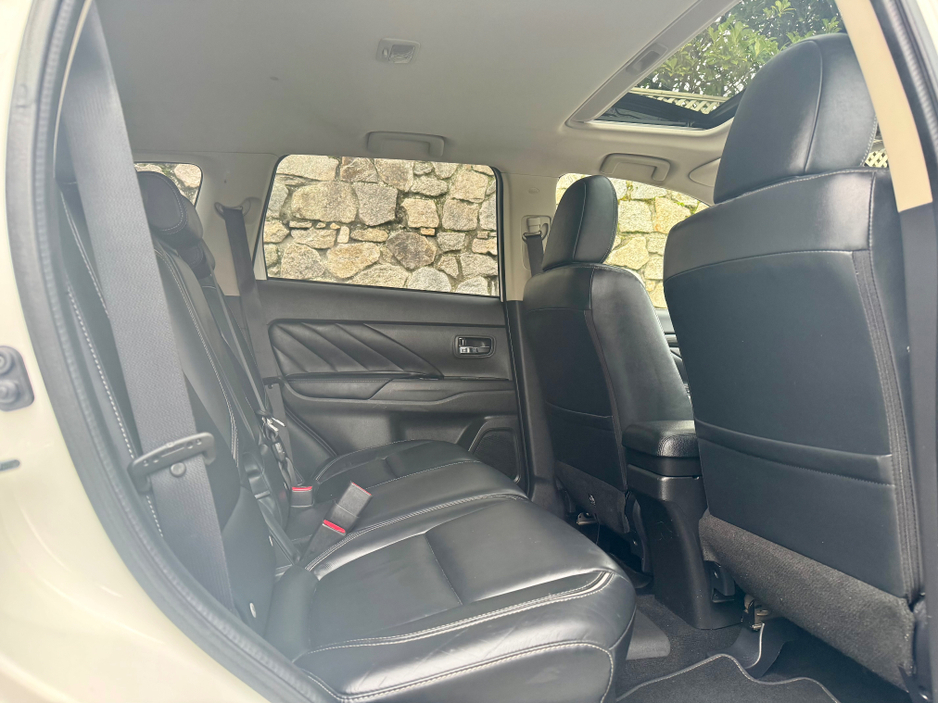 2016 Mitsubishi Outlander 2.0 GX4H PHEV 200BHP 5DR AUTO €13,900