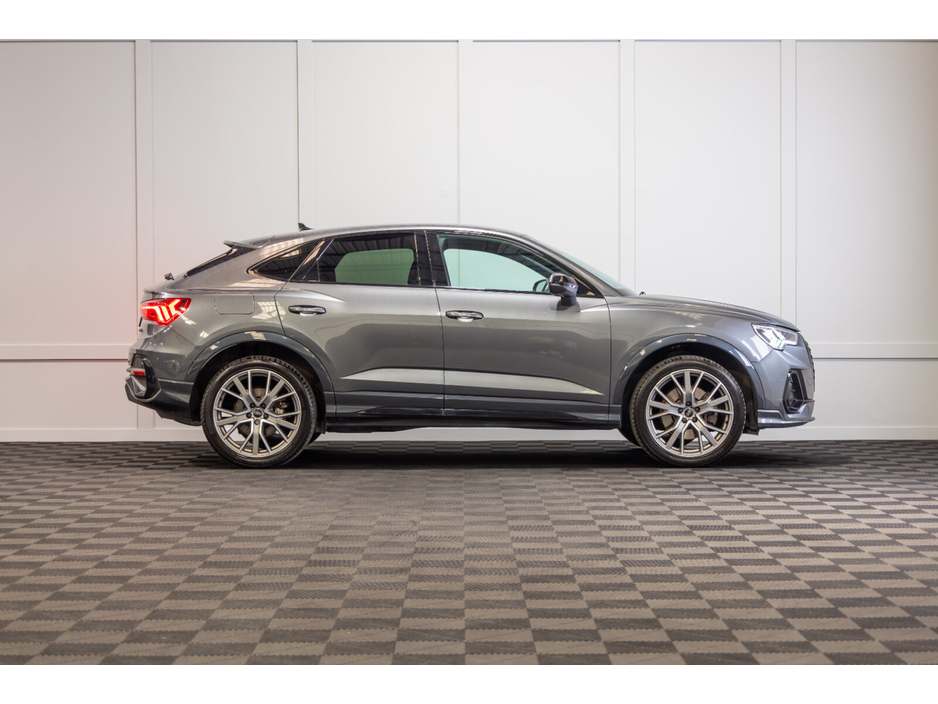 2023 Audi Q3 - image 6