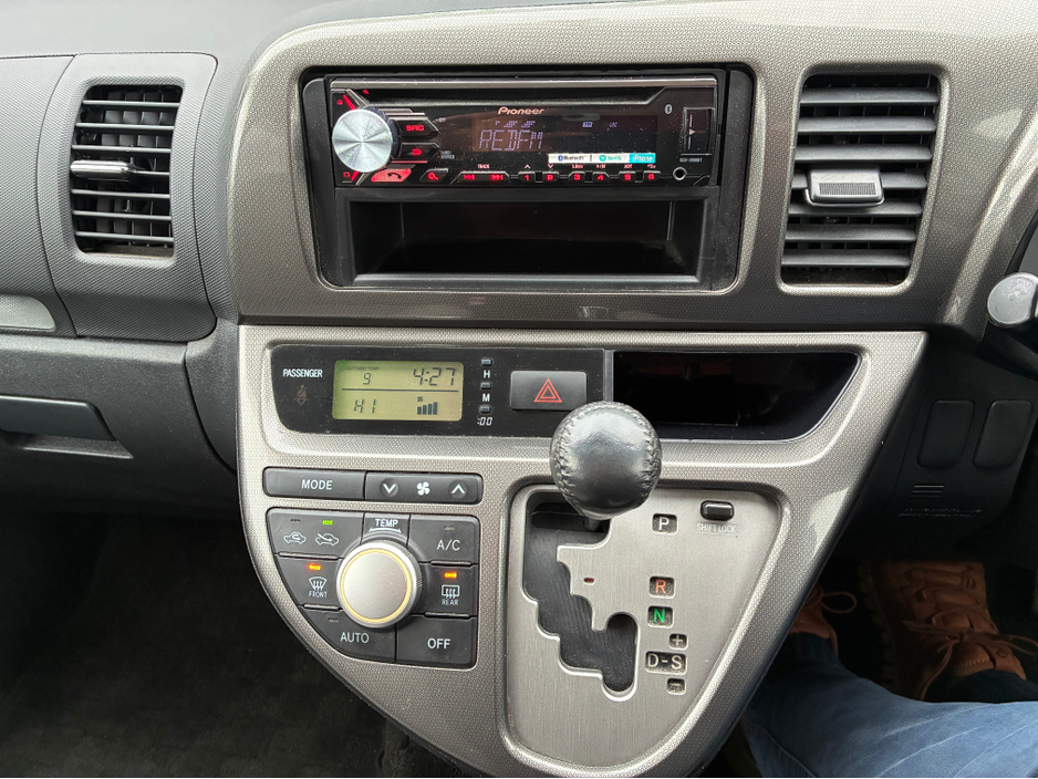 2008 Toyota Wish ZNE10 5DR A AUTO €3,950