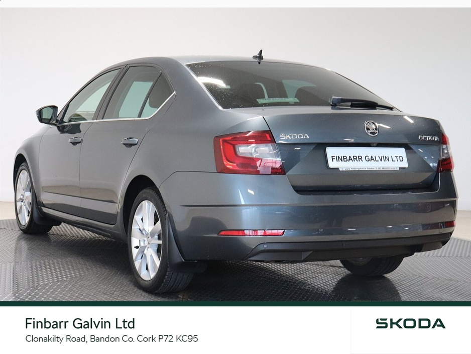 2019 Skoda Octavia - image 15
