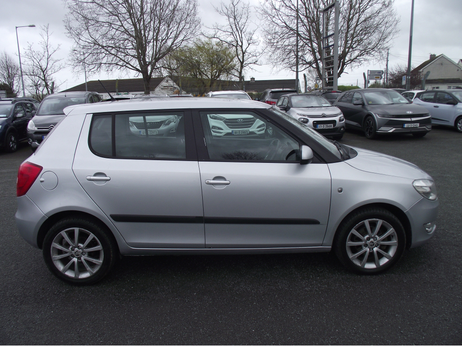 2014 Skoda Fabia - image 3