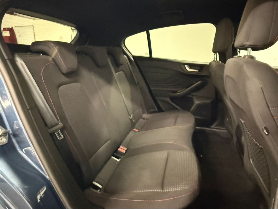 2021 Ford Focus - image 11