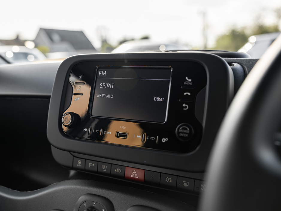 2025 Fiat Panda - image 14