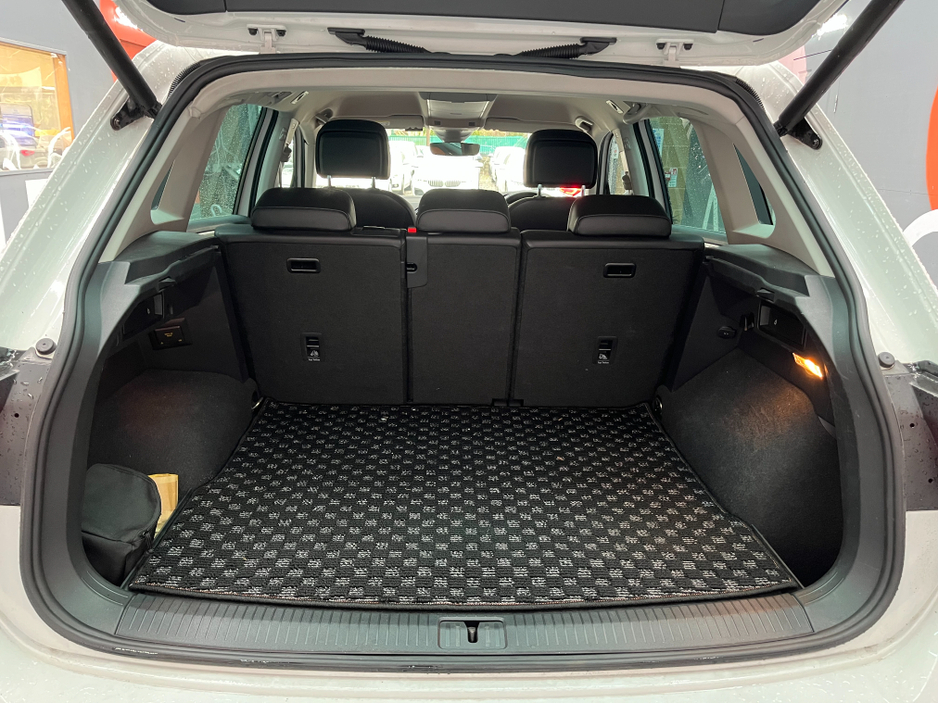 2019 Volkswagen Tiguan €25950 2019 VOLKSWAGEN TIGUAN TDI 4MOTION HIGH LINE 2.0 AUTOMATIC / CRUISE CONTROL / 360° PARKING CAMERA / ELECTRIC MEMORY & HEATED SEATS / HEATED REAR SEATS €25,950