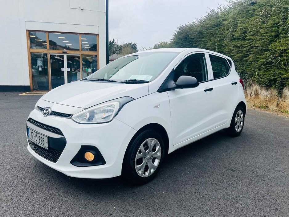 2017 Hyundai i10 - image 2
