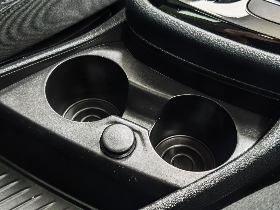 2016 BMW 2 Series Gran Tourer 7 Seater 2.0D Automatic, Reversing camera €14,995