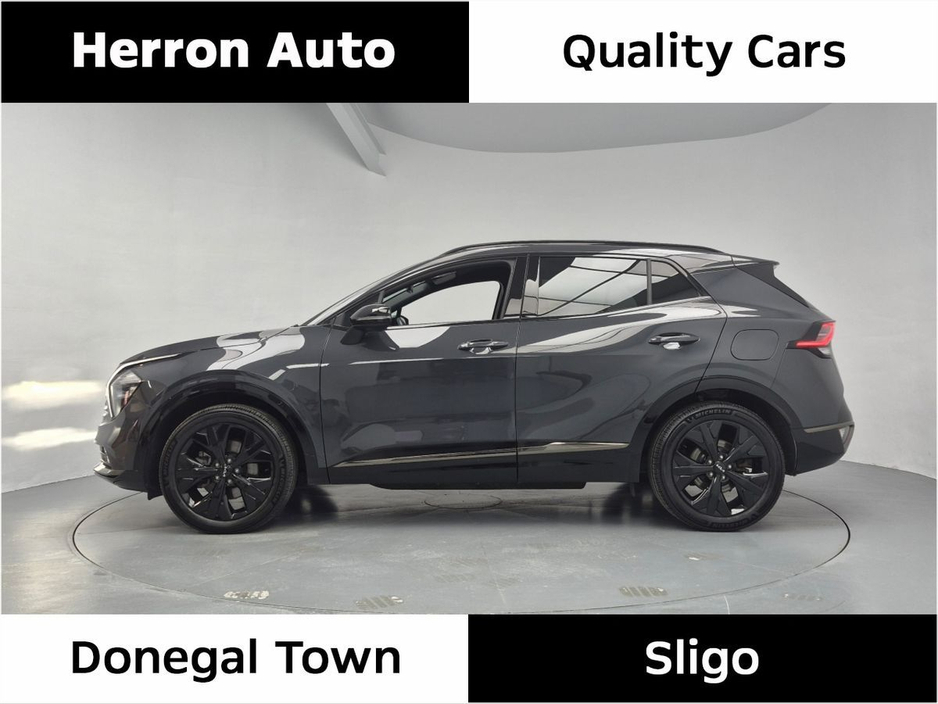 2024 Kia Sportage - image 2