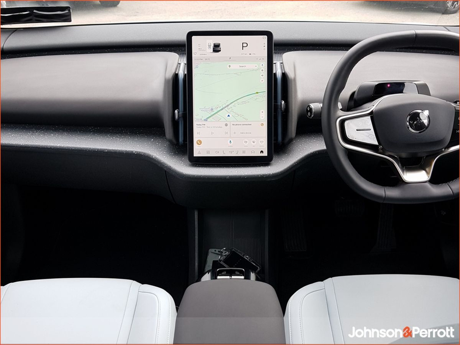 2024 Volvo EX30 Ultra 428bhp Twin Motor AWD 69kWh (Three Year Volvo Selekt Warranty) €40,900