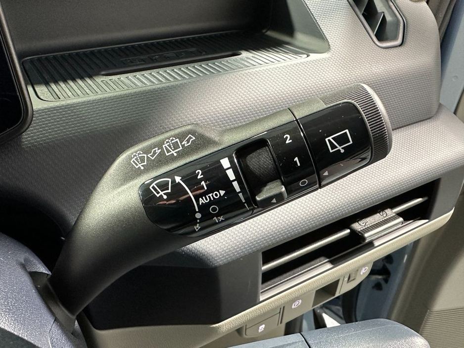 2026 Kia PV5 - image 16