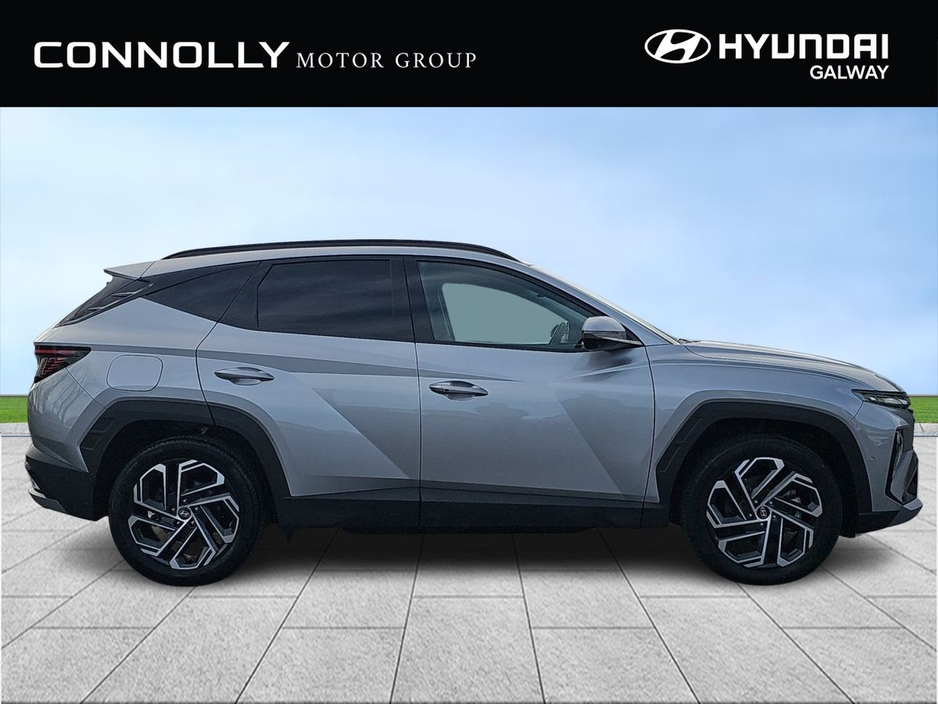 2025 Hyundai Tucson - image 3