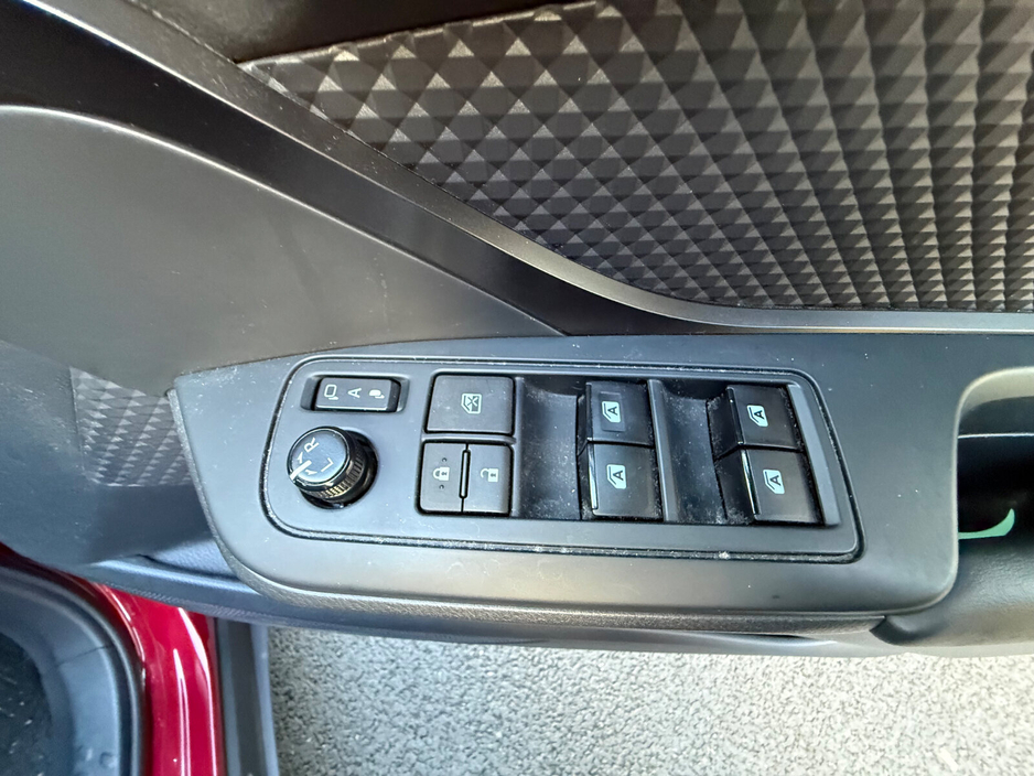 2018 Toyota C-HR - image 20