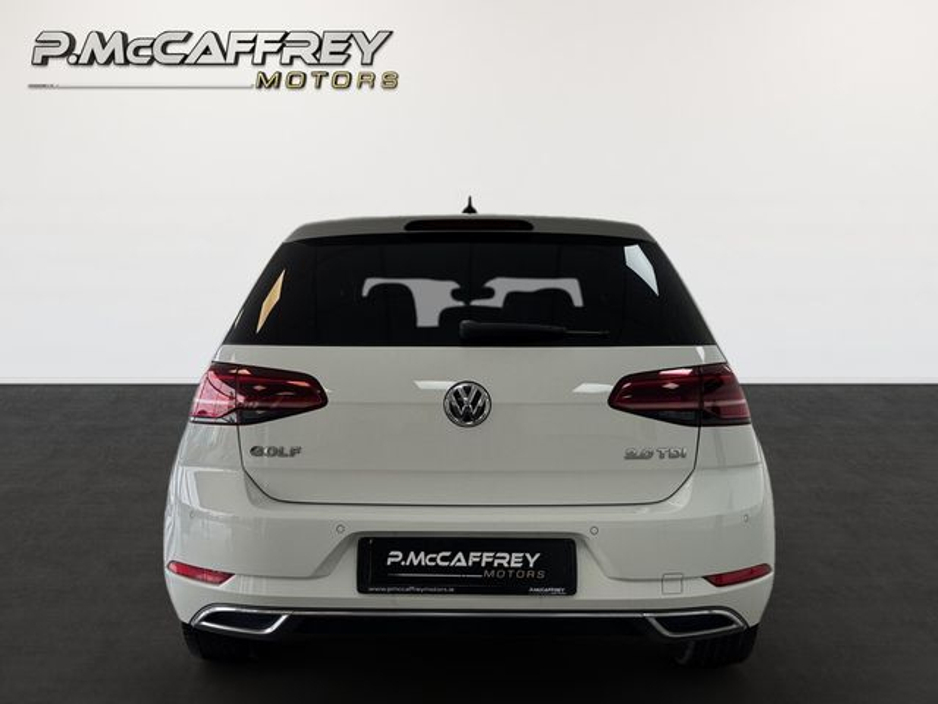 2020 Volkswagen Golf - image 6