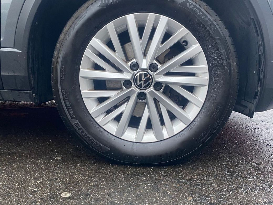 2021 Volkswagen T-Roc Design 1.0 TSI M6F 110HP 5DR €22,995