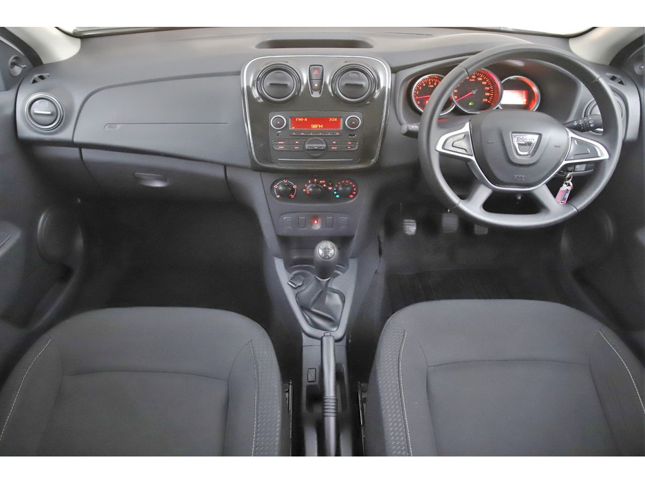 2018 Dacia Sandero - image 14