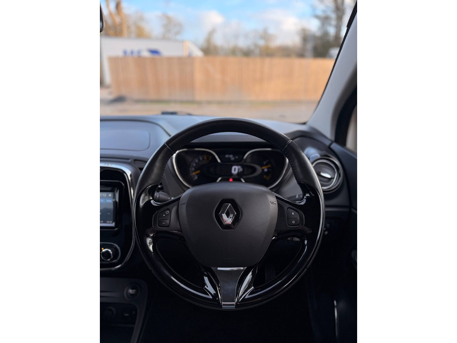 2016 Renault Captur - image 36