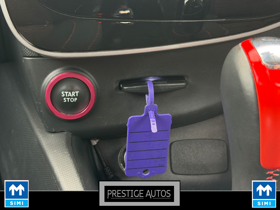 2014 Renault Clio - image 20