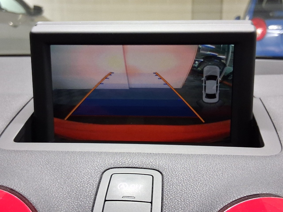 2014 Audi A1 - image 10